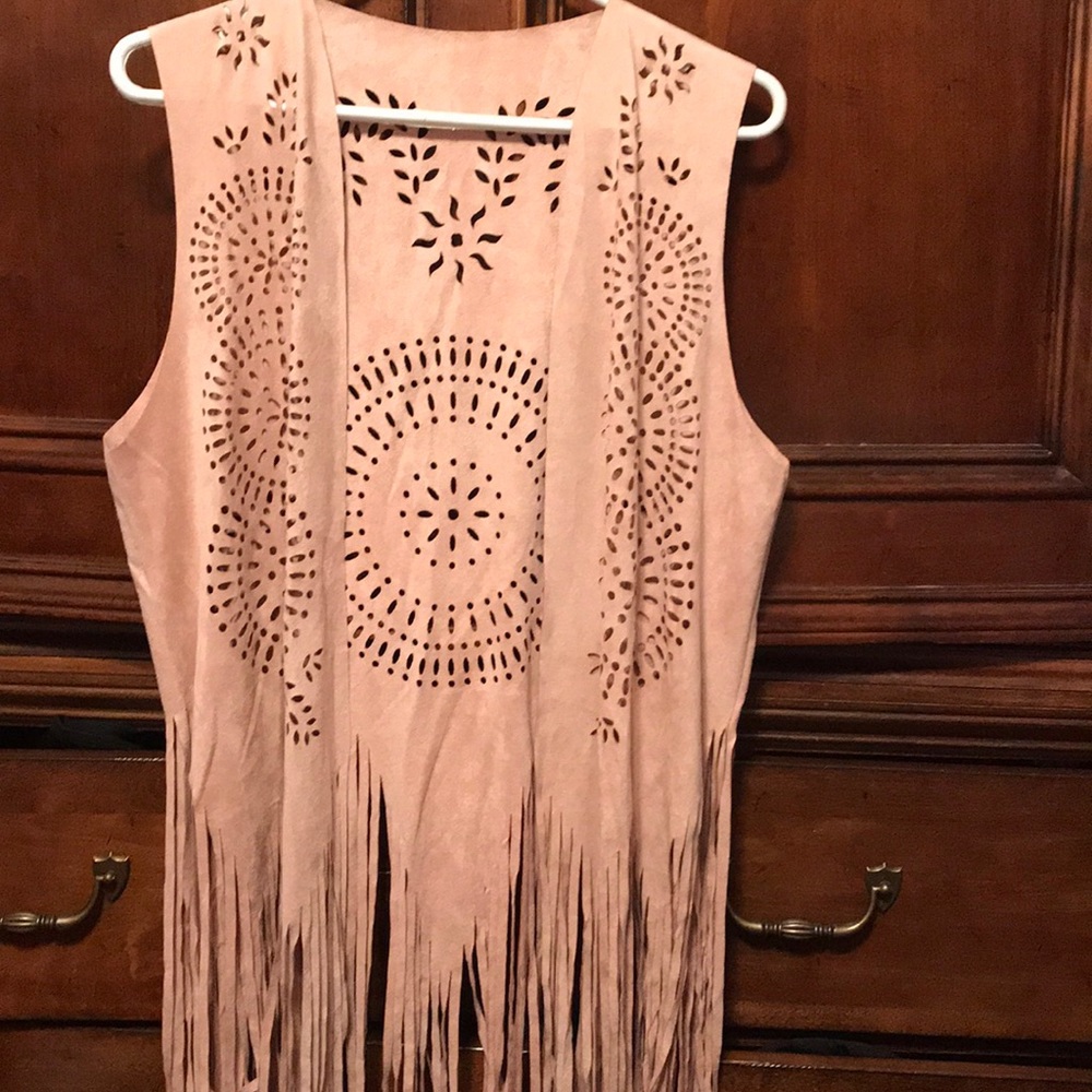 🌹Sale🌹Blush/pink long Fringed vest